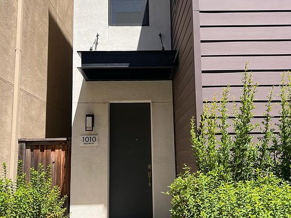 b43b158d3050722627c050a05f974cee-cc_ft_576