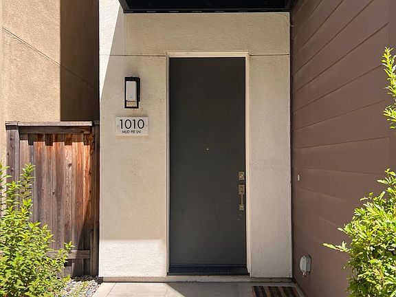 c78598372ab6044f8559fdc4db239b90-cc_ft_576